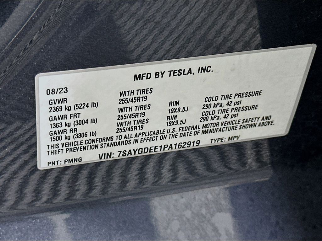 Thumbnail: 2023 Tesla Model Y - 32