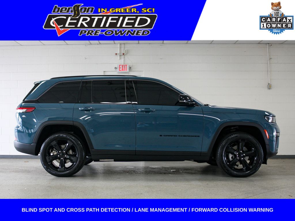 Gray (Steel Blue) 2026 Jeep Grand Cherokee SUV / Crossover Four-Wheel Drive 8-Speed Automatic