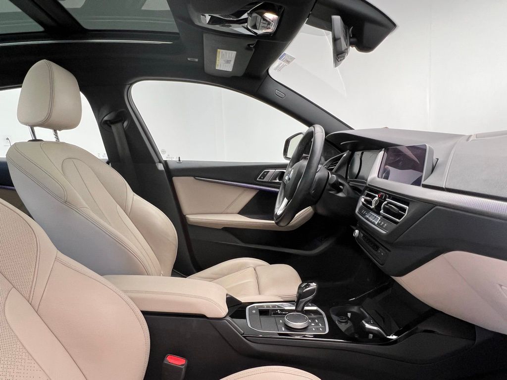 Thumbnail: 2021 BMW 2 Series - 6