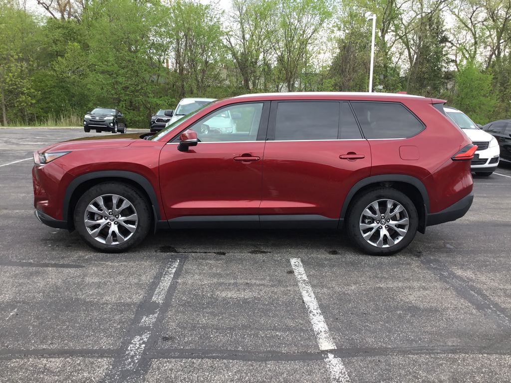 Thumbnail: 2024 Toyota Grand Highlander - 2