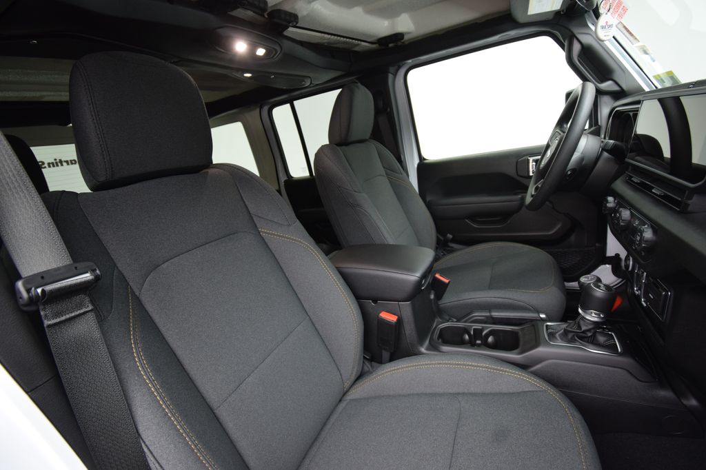 new 2026 Jeep Wrangler car, priced at $39,122