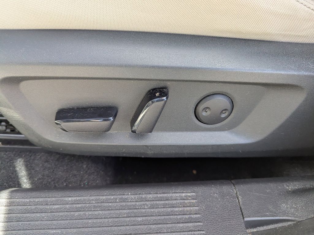 used 2021 Nissan Rogue car, priced at $17,991