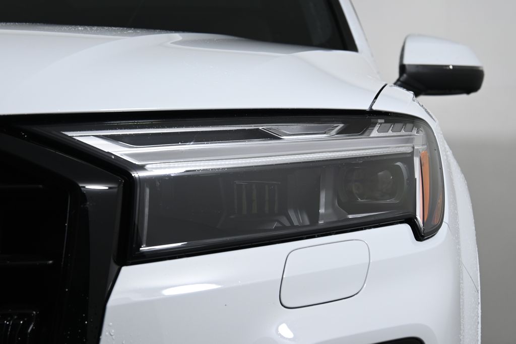 2025 Audi Q7  10