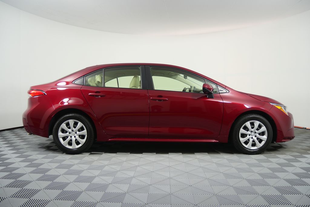 Thumbnail: 2022 Toyota Corolla - 2
