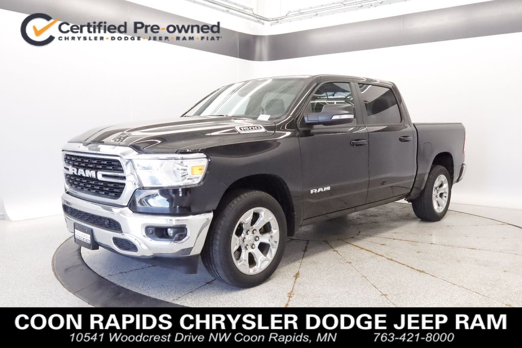 Diamond Black Crystal Pearlcoat 2022 RAM 1500 Pickup Truck Four-Wheel Drive 8-Speed Automatic