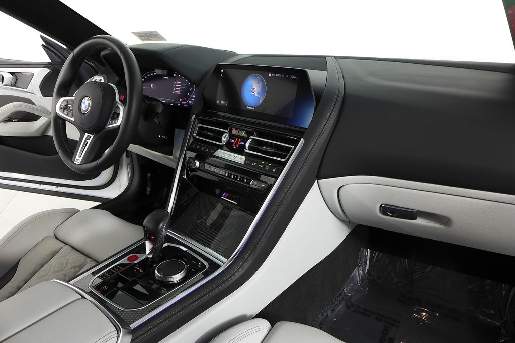 2022 BMW M8 Competition 14