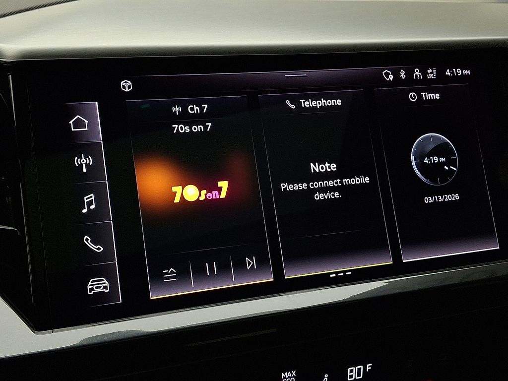 Thumbnail: 2023 Audi Q4 e-tron - 17