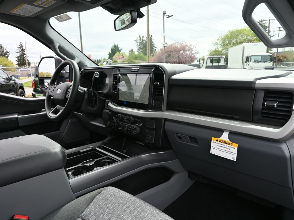 2026 Ford F-350 Super Duty XLT