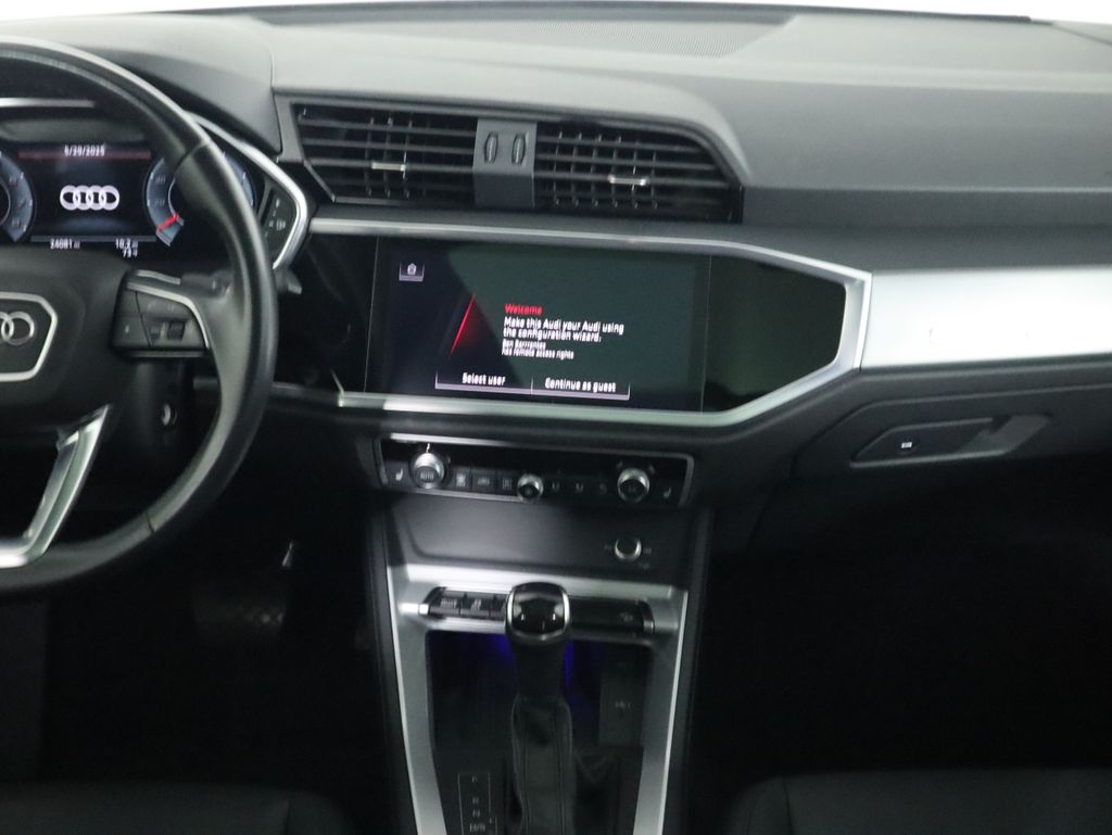 Thumbnail: 2023 Audi Q3 - 14