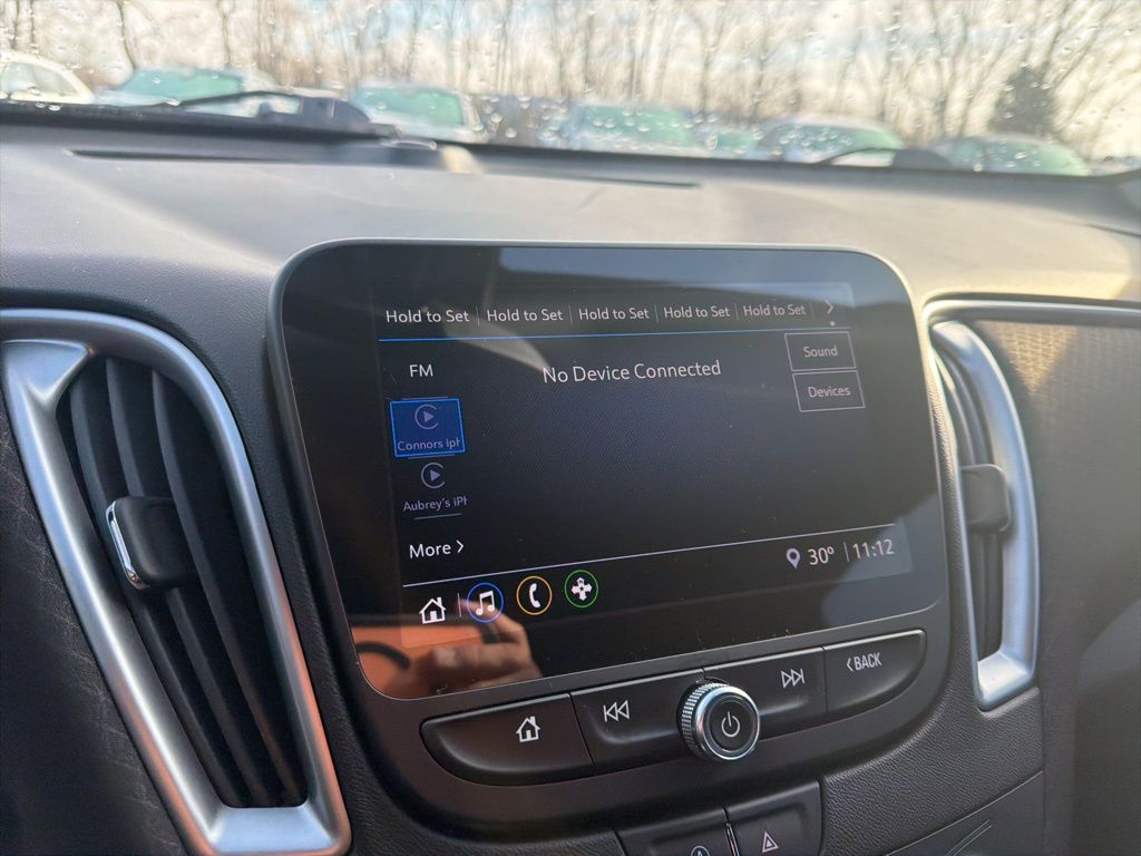 Thumbnail: 2022 Chevrolet Malibu - 28