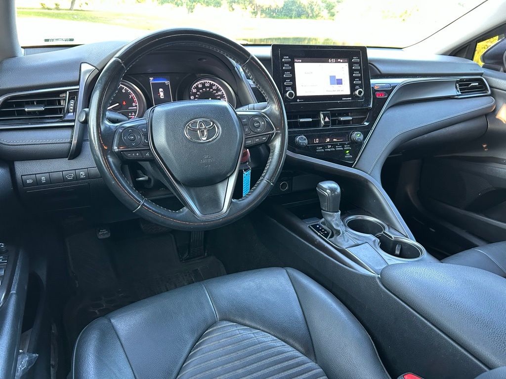 Thumbnail: 2021 Toyota Camry - 12