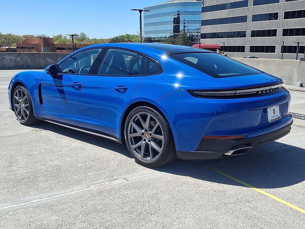 Thumbnail: 2025 Porsche Panamera - 3