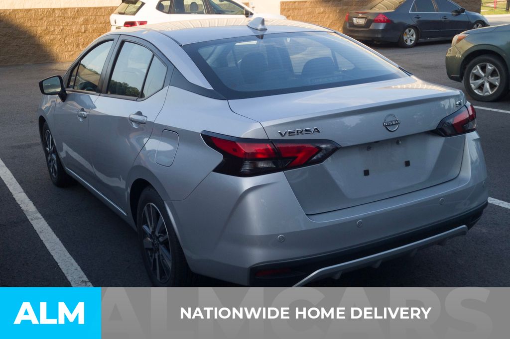 2023 Nissan Versa 1.6 SV photo 3