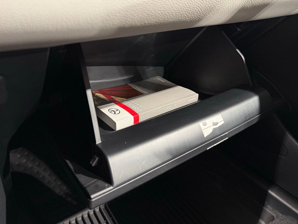 Thumbnail: 2024 Toyota Corolla - 26