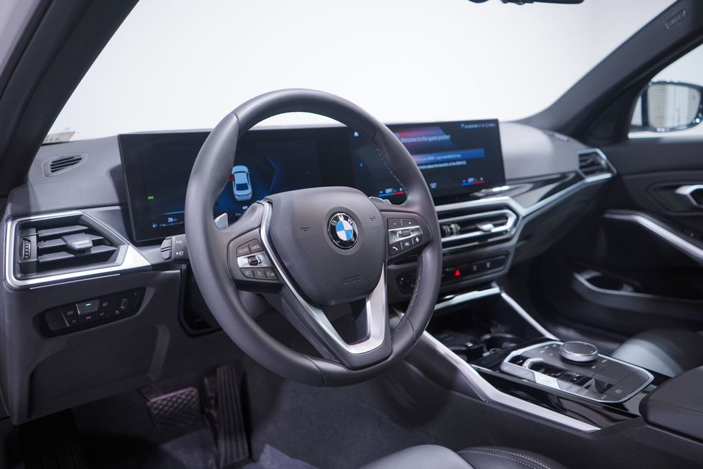 Thumbnail: 2023 BMW 3 Series - 6