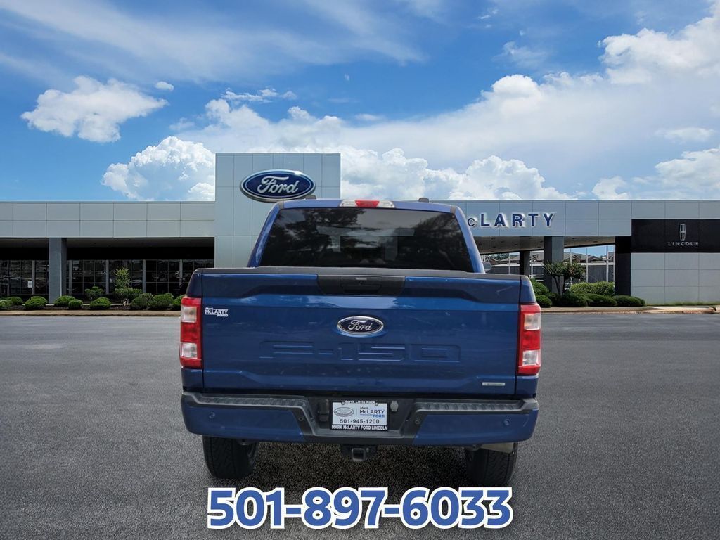View vehicle photo 4