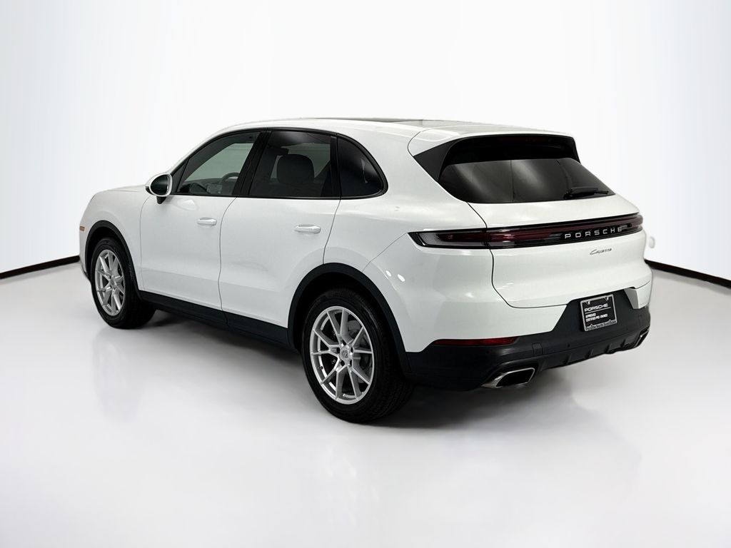 Thumbnail: 2024 Porsche Cayenne - 3
