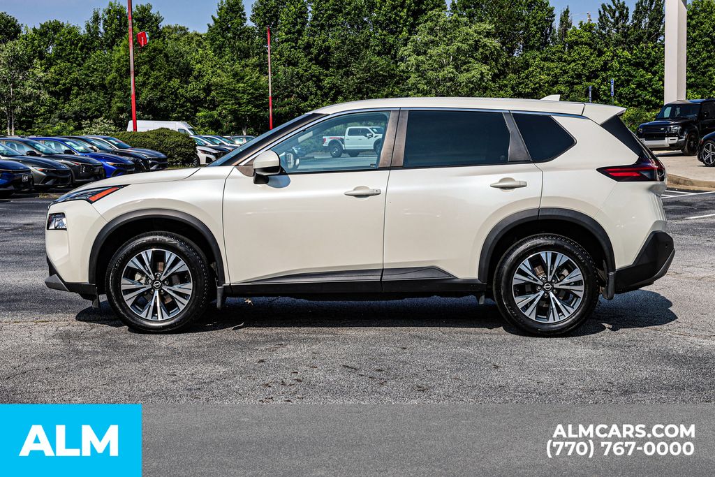 Used 2023 White Nissan SV image 8