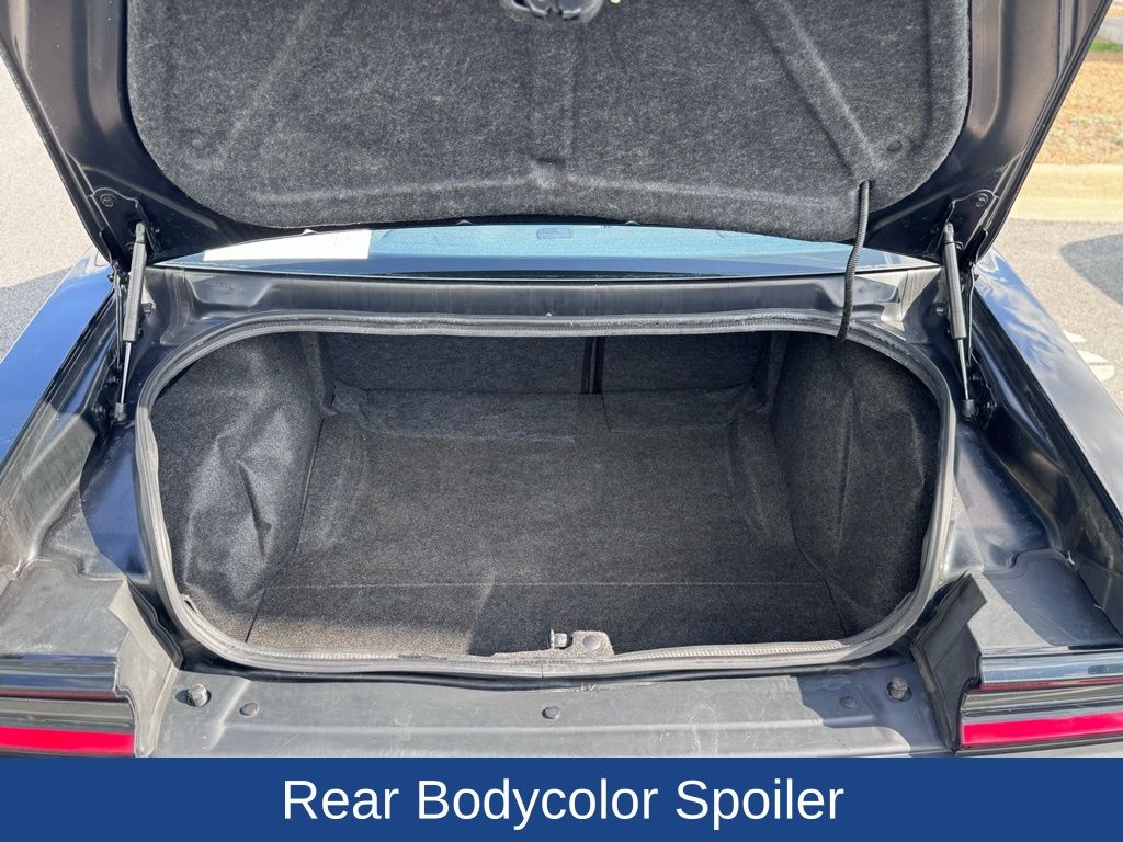 2017 Dodge Challenger SXT Plus