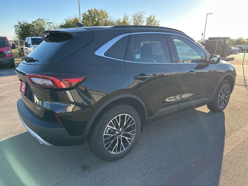 2026 Ford Escape Plug-In Hybrid Base - 7