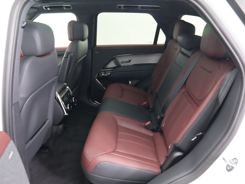 2025 Land Rover Range Rover Sport Dynamic 23