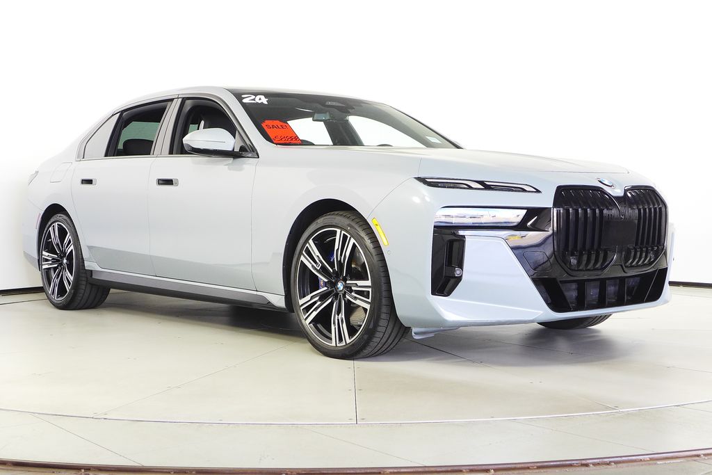 Thumbnail: 2024 BMW 7 Series - 4