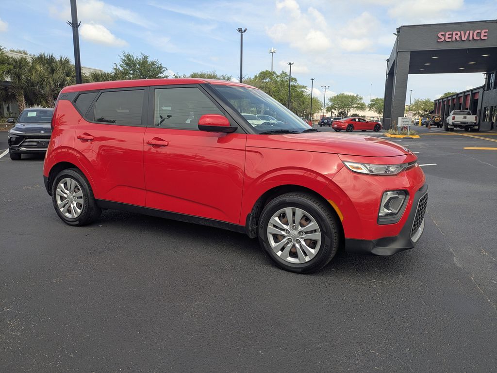 Inferno Red 2021 Kia Soul LX FWD SUV / Crossover Front-Wheel Drive Continuously Variable Transmission