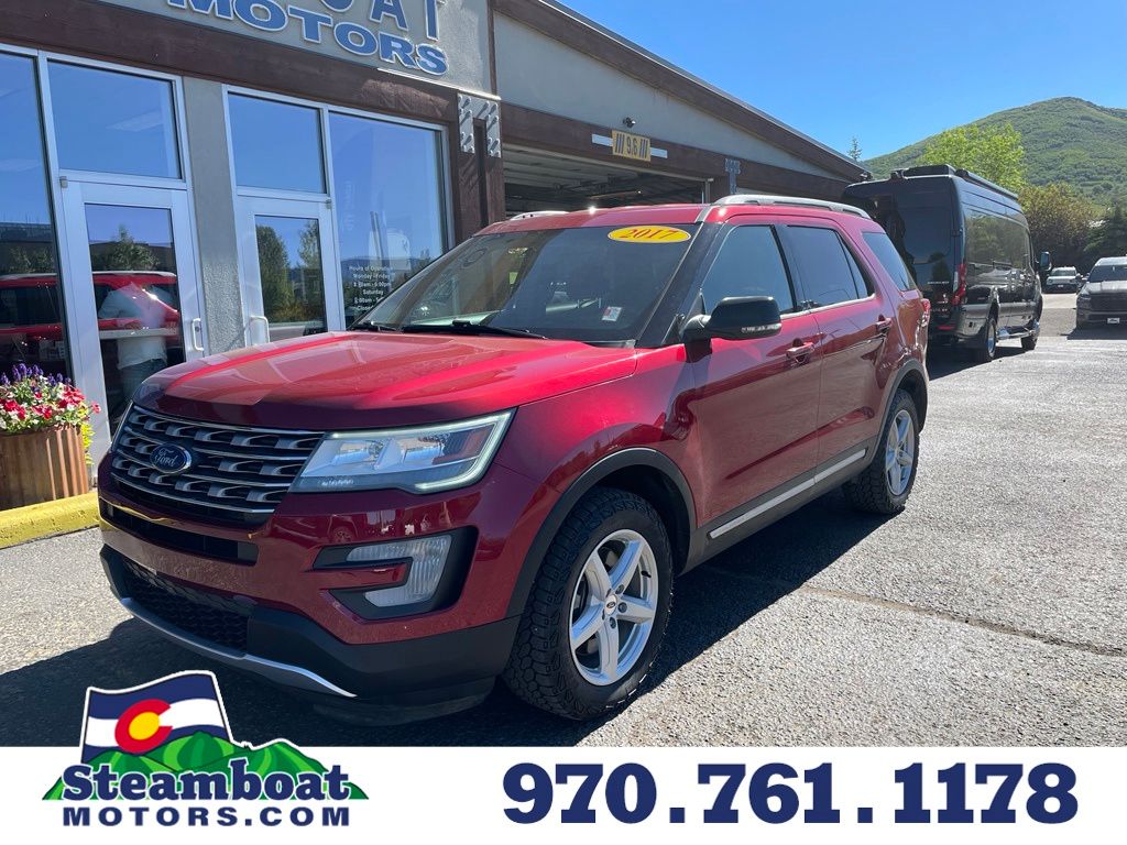  2017 Ford Explorer XLT AWD   