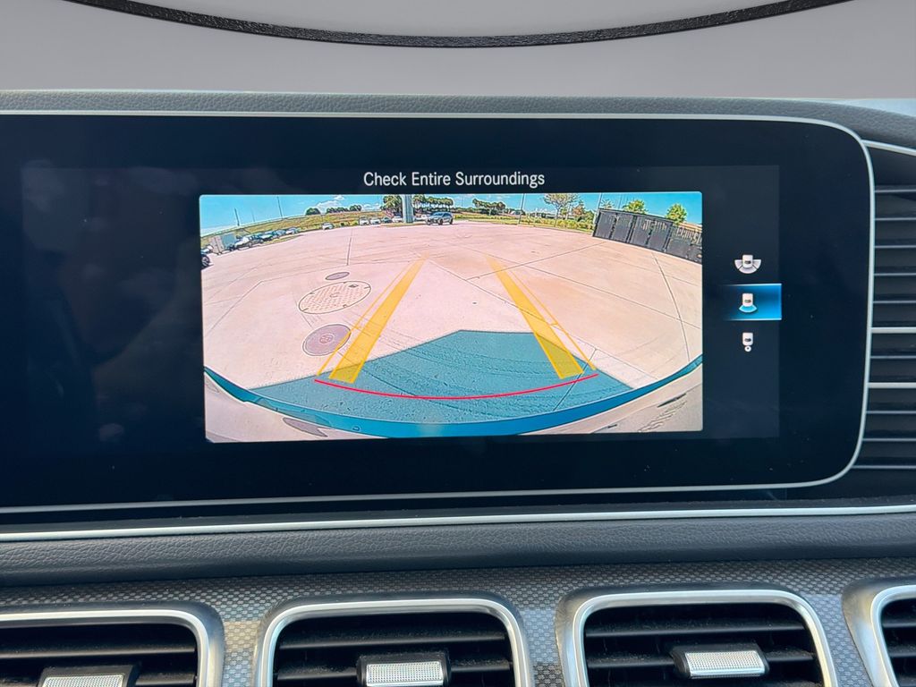 Thumbnail: 2020 Mercedes-Benz GLE - 24