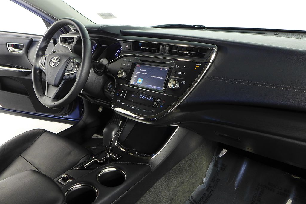 Thumbnail: 2018 Toyota Avalon - 13