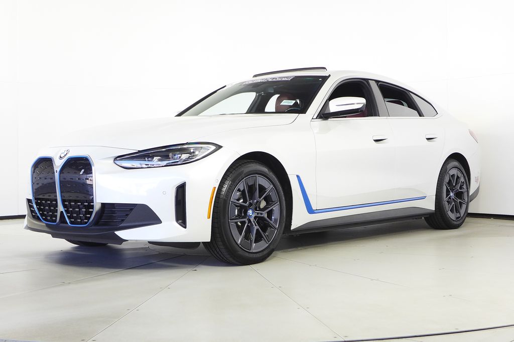 Thumbnail: 2024 BMW i4 - 2
