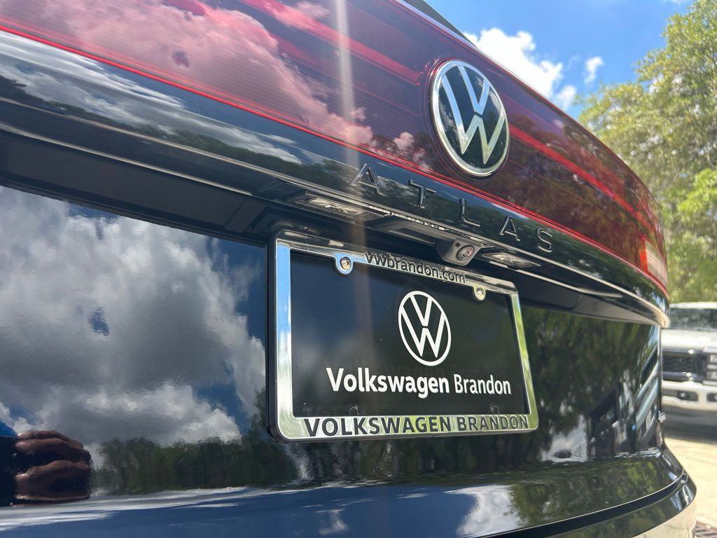 New 2026 Deep Black Volkswagen 2.0T SEL R-Line Black image 48
