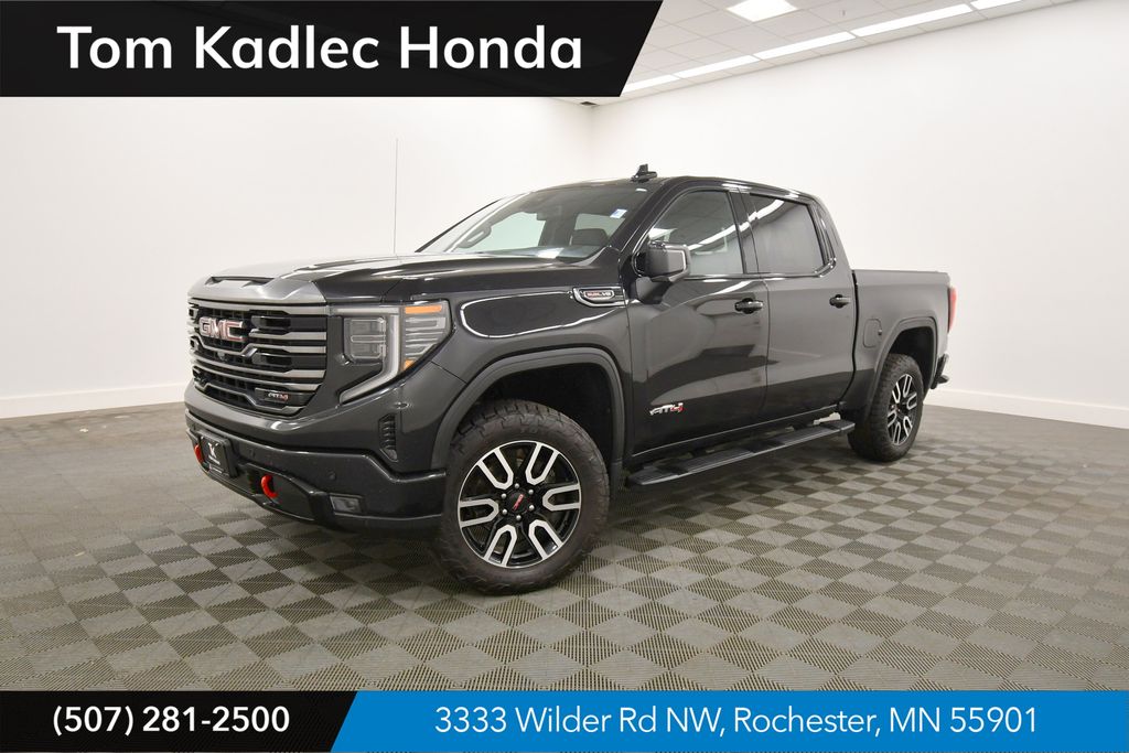 2023 GMC Sierra 1500 AT4 Crew Cab 4WD