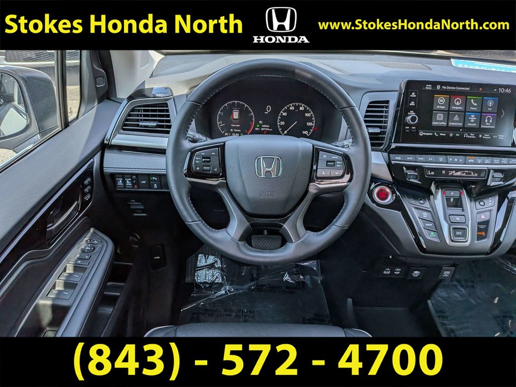 Used 2025 Honda Odyssey Van