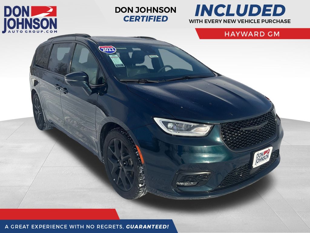 2022 Chrysler Pacifica Limited FWD