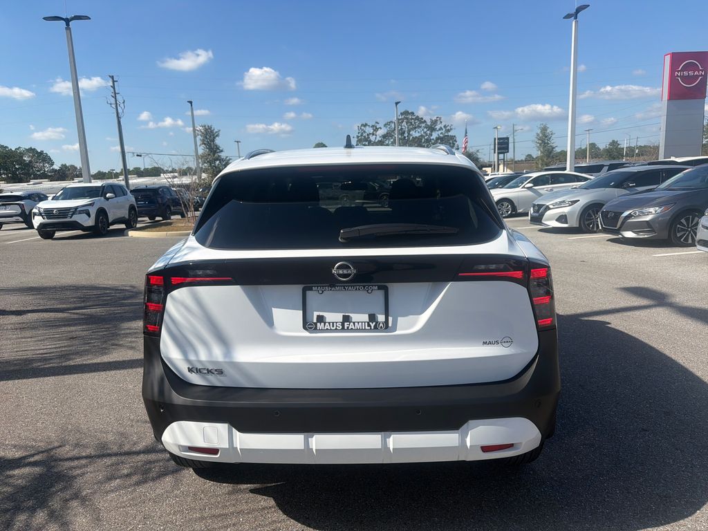 New 2026 Nissan Kicks SV 4D Sport Utility