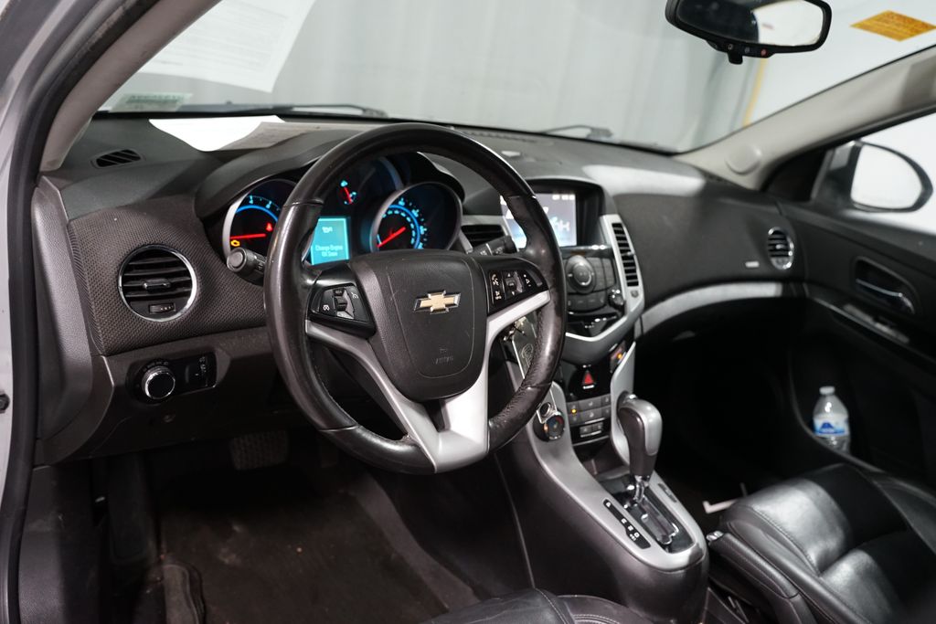 Thumbnail: 2013 Chevrolet Cruze - 7