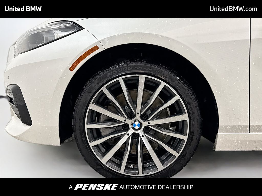 Thumbnail: 2024 BMW 2 Series - 2