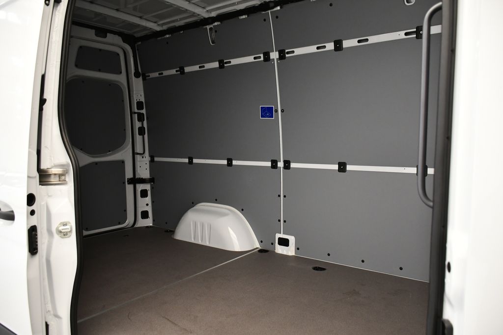 Thumbnail: 2026 Mercedes-Benz Sprinter - 31