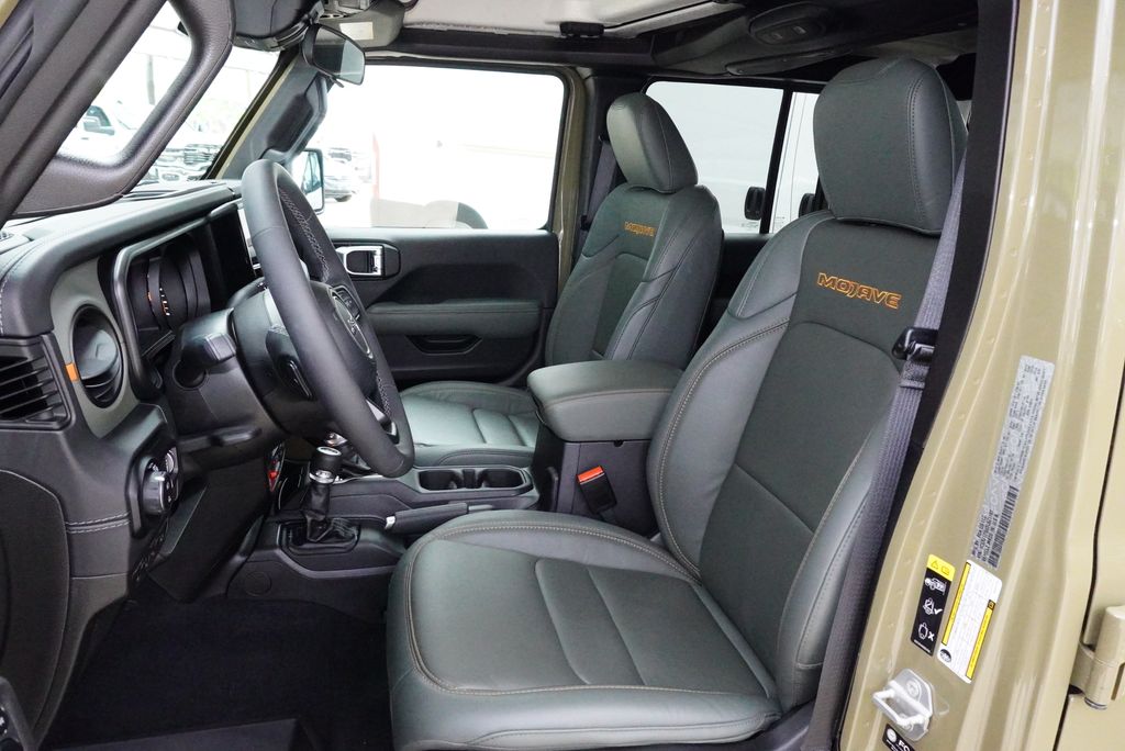 Used Car 2025 Jeep Gladiator  Mojave For Sale Under $50,000 In Weatherford, Texas