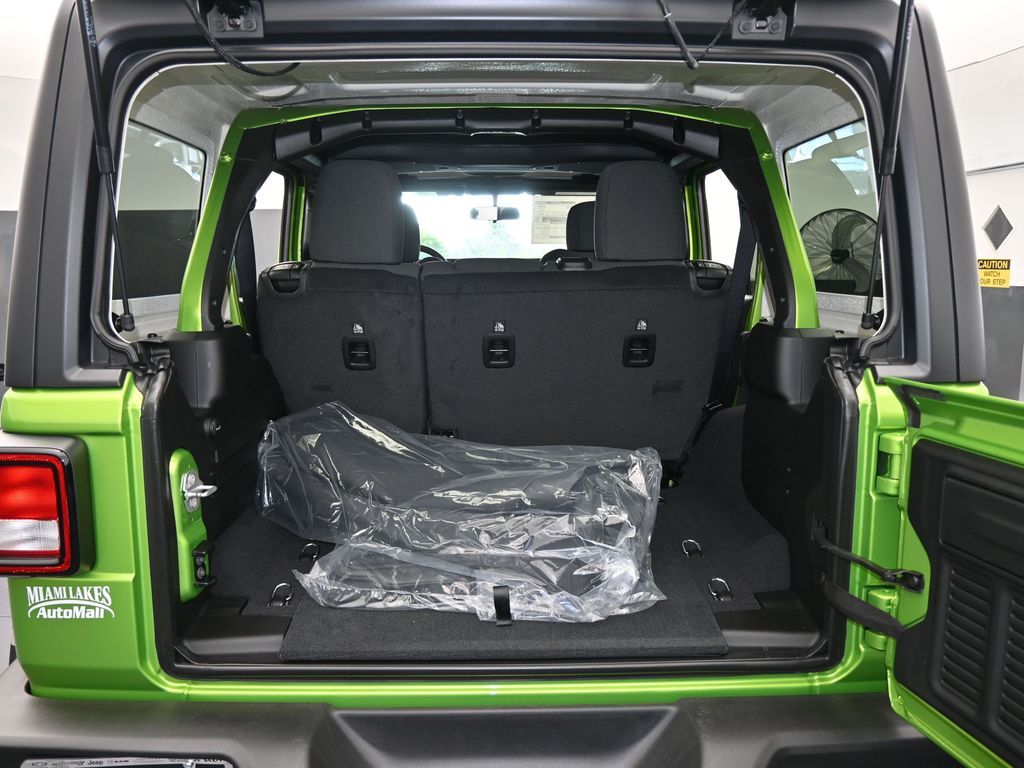 New 2026 Mojito Clearcoat Jeep Sport image 31