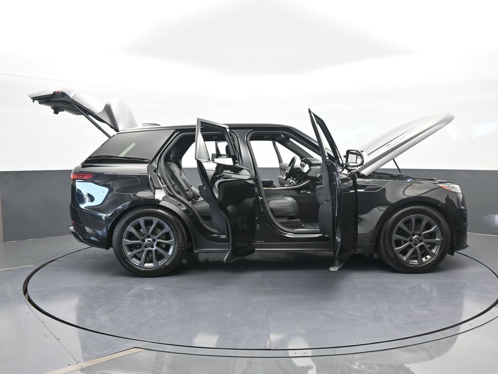 Used 2024 Black Land Rover Dynamic SE image 74