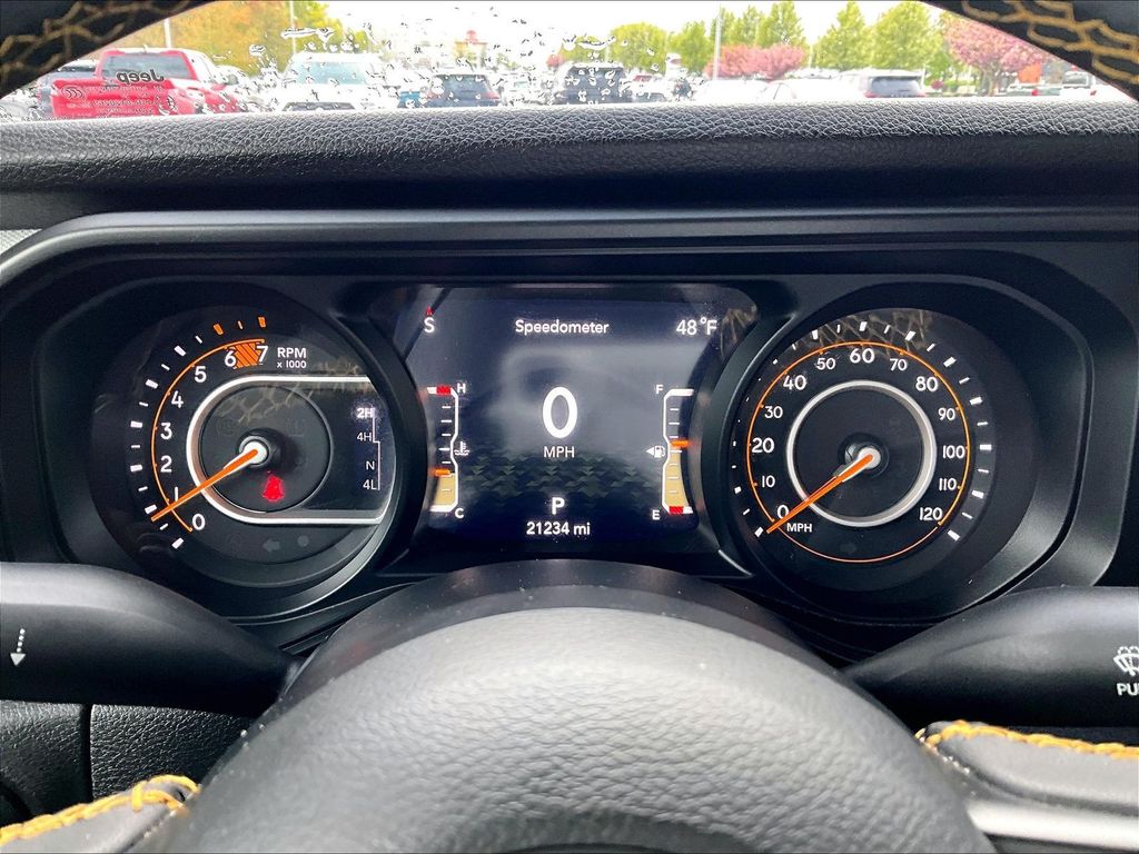 2024 Jeep Wrangler — photo 25