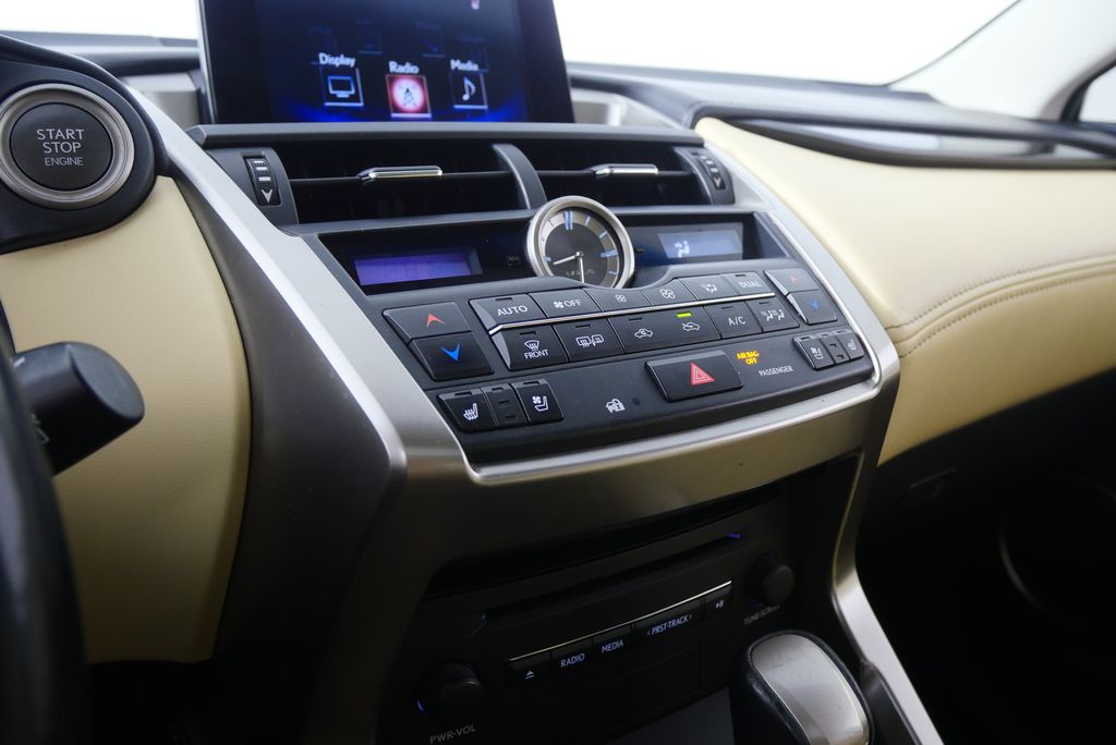2015 Lexus NX 200t 17