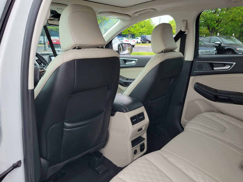 Thumbnail: 2024 Ford Edge - 24