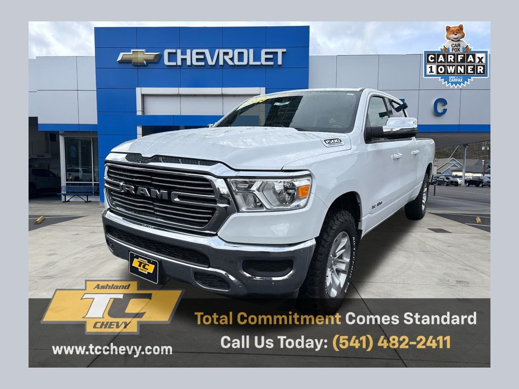 2024 RAM 1500 Laramie Crew Cab 4WD