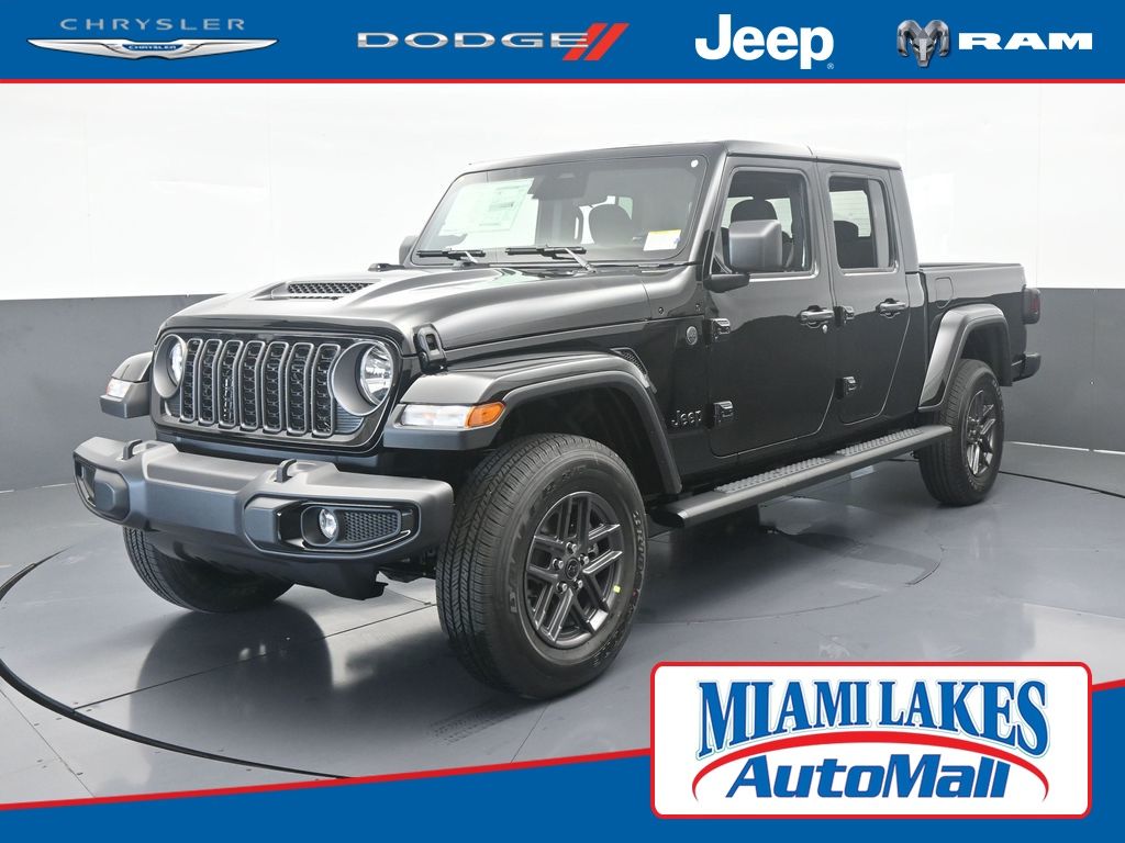 2026 Jeep Gladiator Sport S's photo