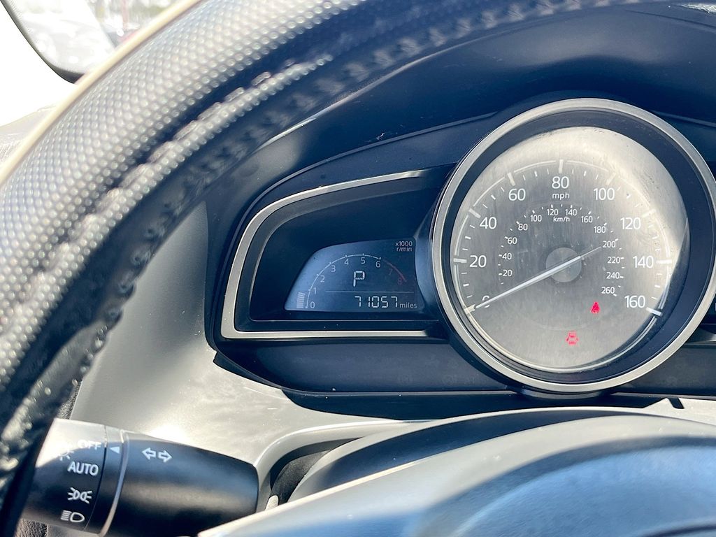 Used 2018 Gray Mazda Touring image 12