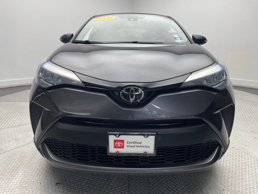 2020 Toyota C-HR XLE 2