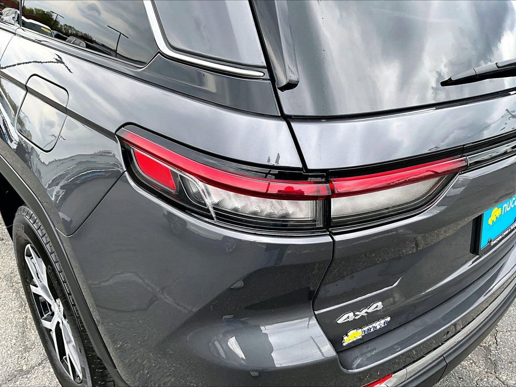 2024 Jeep Grand Cherokee — photo 34